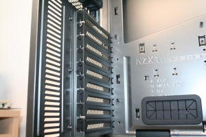 00059 NZXT_PHANTOM630